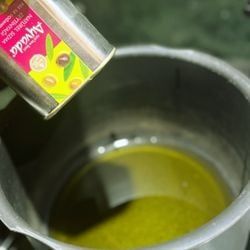 Zeytinyağı Çeşitleri Nelerdir? Hangisi Tercih Edilmeli? 