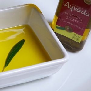 Ayvalık Soğuk Sıkım Natürel Sızma Zeytinyağı 5 Lt