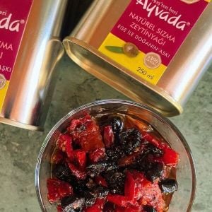 Kuru Domatesli Siyah Zeytin Salatası 370 Gr