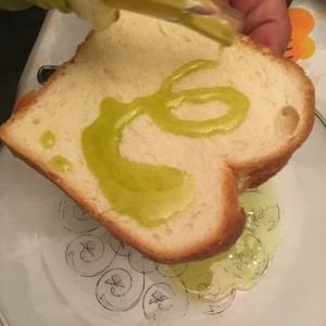 İlk Mahsul Ayvalık Erken Hasat Soğuk Sıkım Sızma Zeytinyağı 175Ml